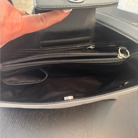 Coach Elegant Black & Dark Gray Women's Bag - Picture 13 of 14